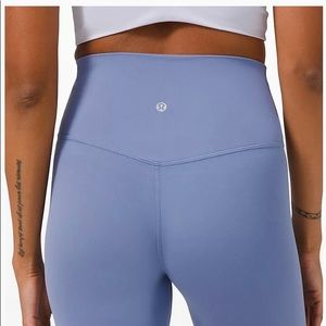 NWT Lululemon aligns 28”
